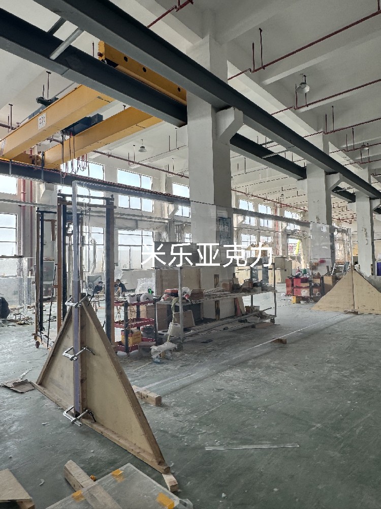 <b>亞克力板老化能避免嗎？保護(hù)措施揭秘</b>